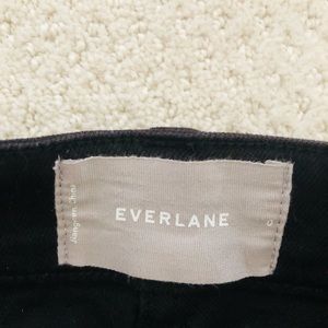 Everlane| straight leg crop in Black